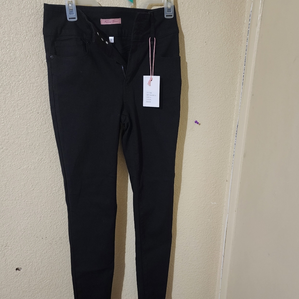 Black Skinny Jeans